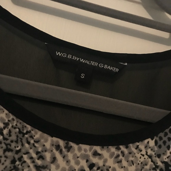 Snakeskin Printed Top! 🐍 - Picture 4 of 7